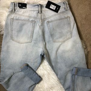 Fashion Nova boyfriend jeans